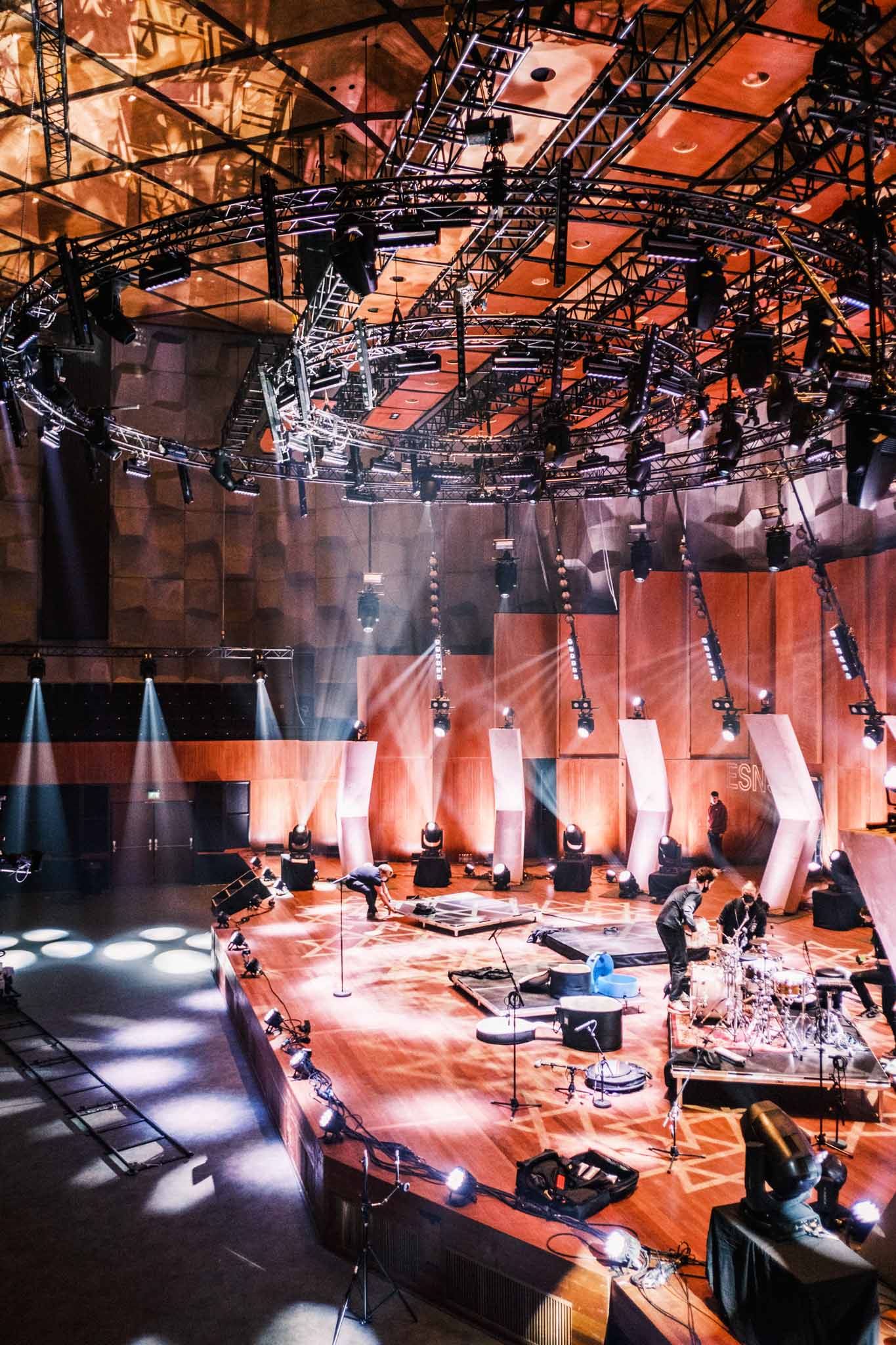 de Ontluiking deel 5 - Prelude van een verwachtingsvolle zomer